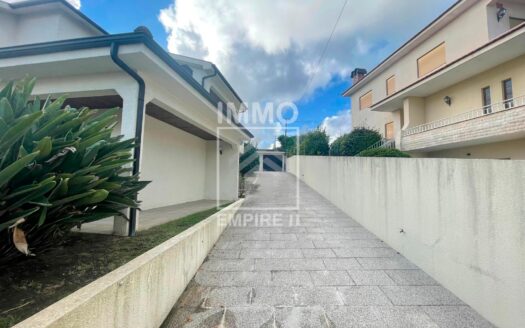 MORADIA ISOLADA – LOUSADA