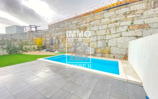 MORADIA T3 EM CAÍDE DE REI