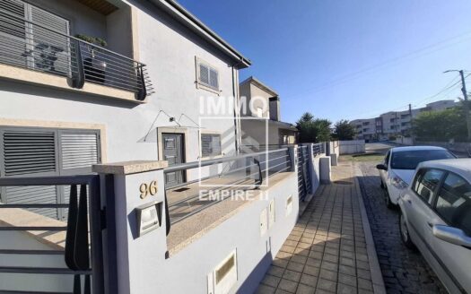 Andar Moradia T3 em Nespereira – Lousada